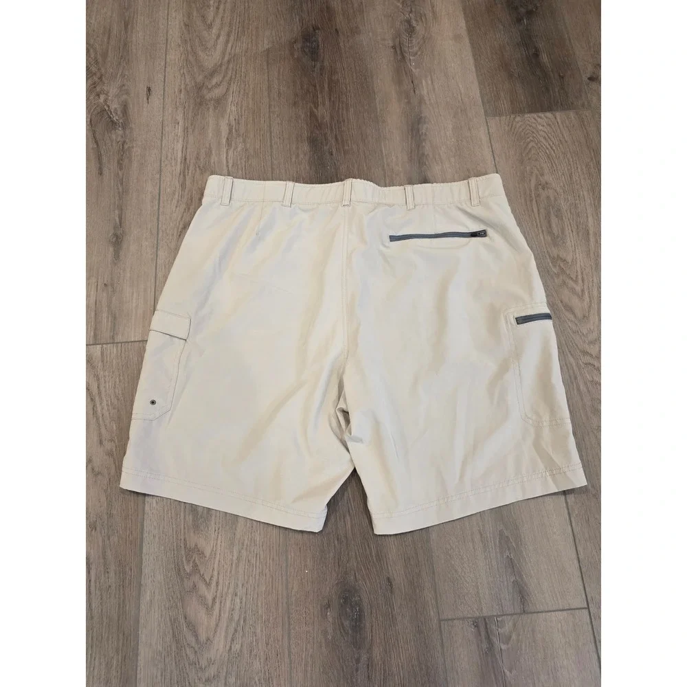 World‎ Wide Sportsman Size 42 Khaki Performance Outdoor Fishing Shorts Pockets
